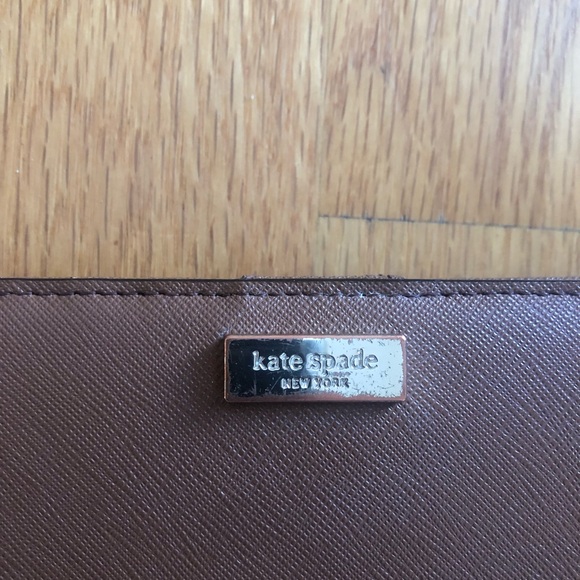 Kate Spade Chocolate Brown Wallet - Picture 2 of 7